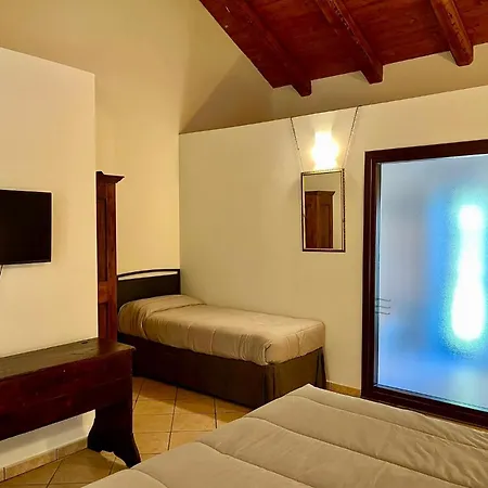 La Cascina Del Castello 팜스테이 아스티