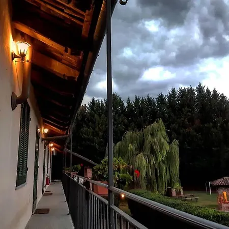 La Cascina Del Castello 아스티